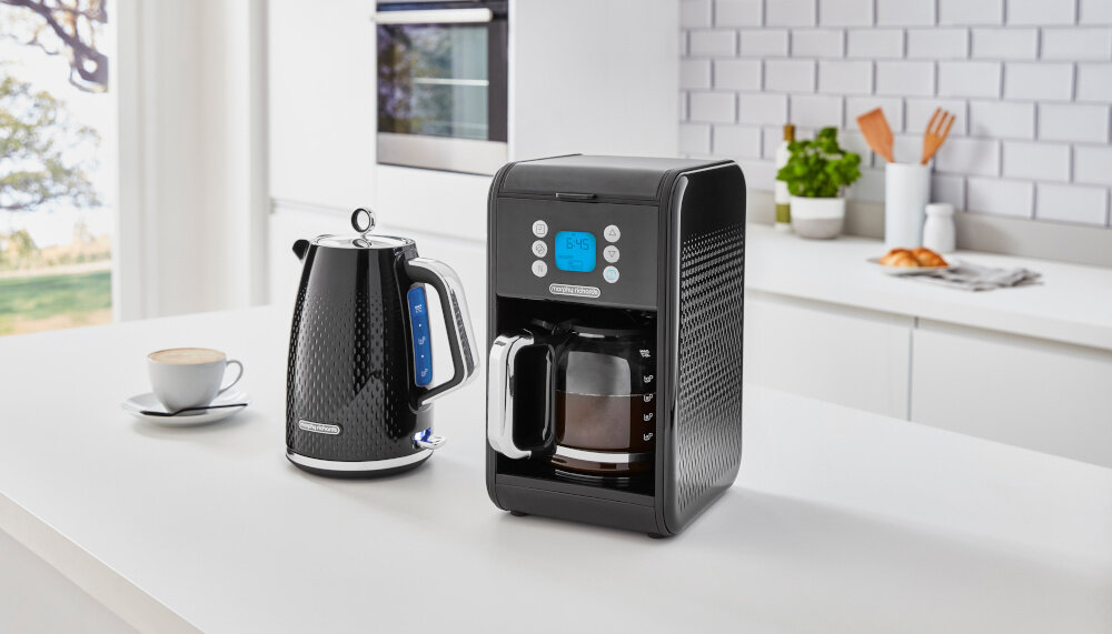 Czajnik MORPHY RICHARDS Verve pojemność moc