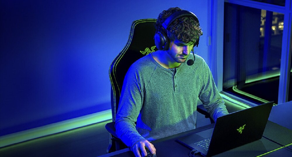 Laptop RAZER Blade 15 Advanced - Podświetlana klawiatura design