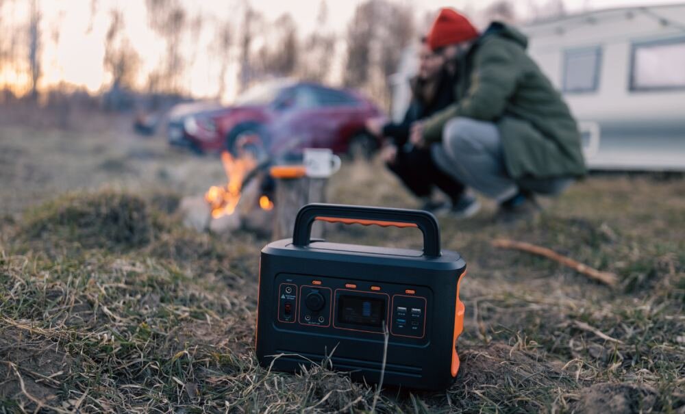 Stacja ładująca XTORM XP500 78000 mAh 500W Czarno-pomarańczowy zasilanie różnorodność portów adapter