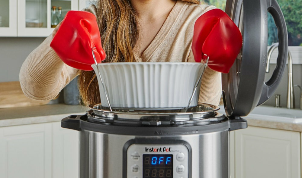 Multicooker INSTANT POT Duo Plus 6 prosta obsluga latwe uzytkowanie 15 inteligentnych programow czytelny panel sterowania program One-Touch Keep Warm