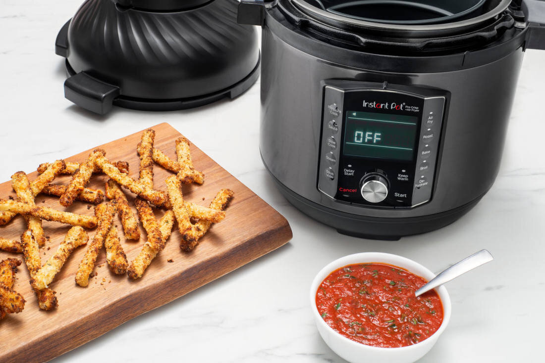 Multicooker INSTANT POT Pro Crisp + Air Fryer ochrona przed temperaturą automatyczne zamykanie uwalnianie pary EvenCrisp™ chrupkość delikatność bez tłuszczu smak dania
