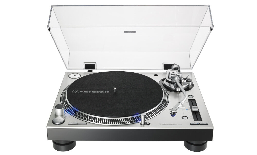 Gramofon AUDIO-TECHNICA AT-LP140XP - Solidność w każdym detalu, gramofon na białym tle