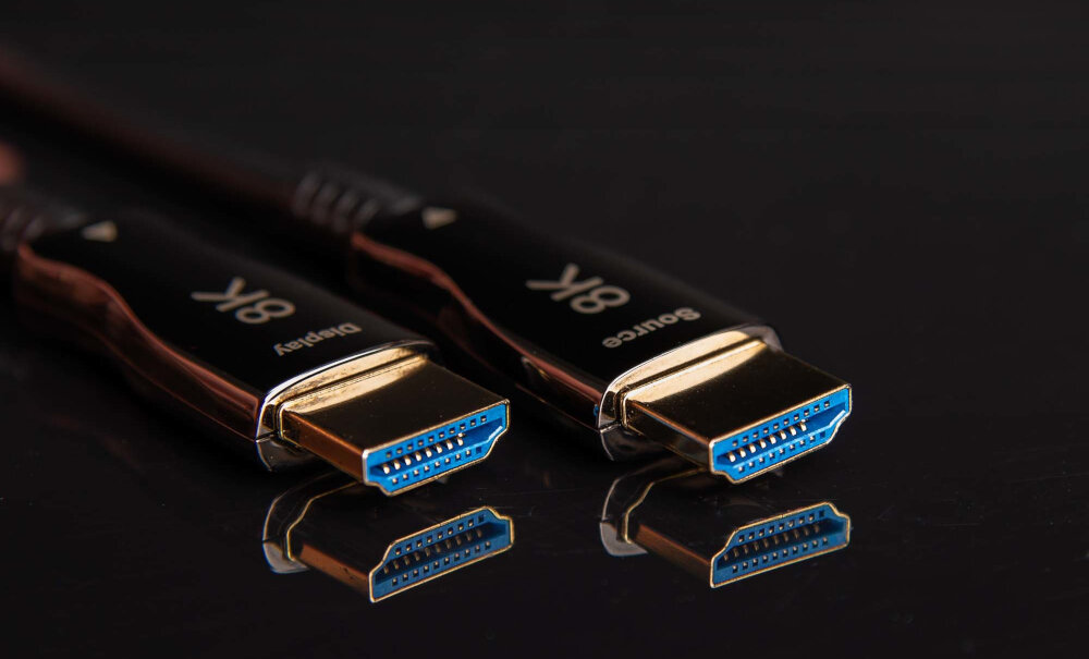 Kabel HDMI - HDMI AOC hybrydowa transmisja danych kabel żyły ocynkowane światłowód dane netflix hbo max jakość 4k 8 k kompresja obraz audio lekkość wytrzymałość