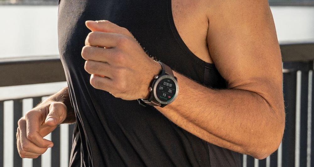 Smartwatch BEMI Voyager ekran bateria czujniki zdrowie sport pasek ładowanie pojemność rozdzielczość łączność sterowanie krew puls rozmowy smartfon aplikacja