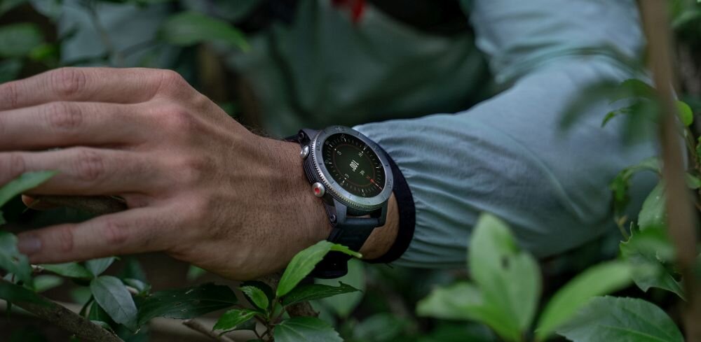 Smartwatch BEMI Voyager ekran bateria czujniki zdrowie sport pasek ładowanie pojemność rozdzielczość łączność sterowanie krew puls rozmowy smartfon aplikacja