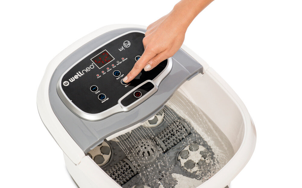Masazer WELLNEO Foot Spa 2w1 stopy o dlugosci do 35 cm latwe i wygodne korzystanie praktyczne rozwiazania