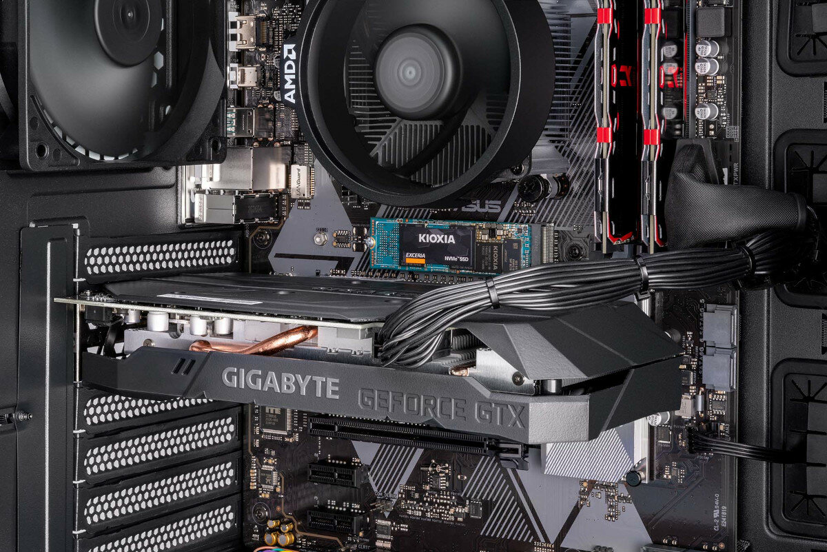 KOMPUTER MAD DOG MD3400G-Z10 R5-5600X 32GB 1TSSD+1THDD RTX3070TI W10 karta graficzna
