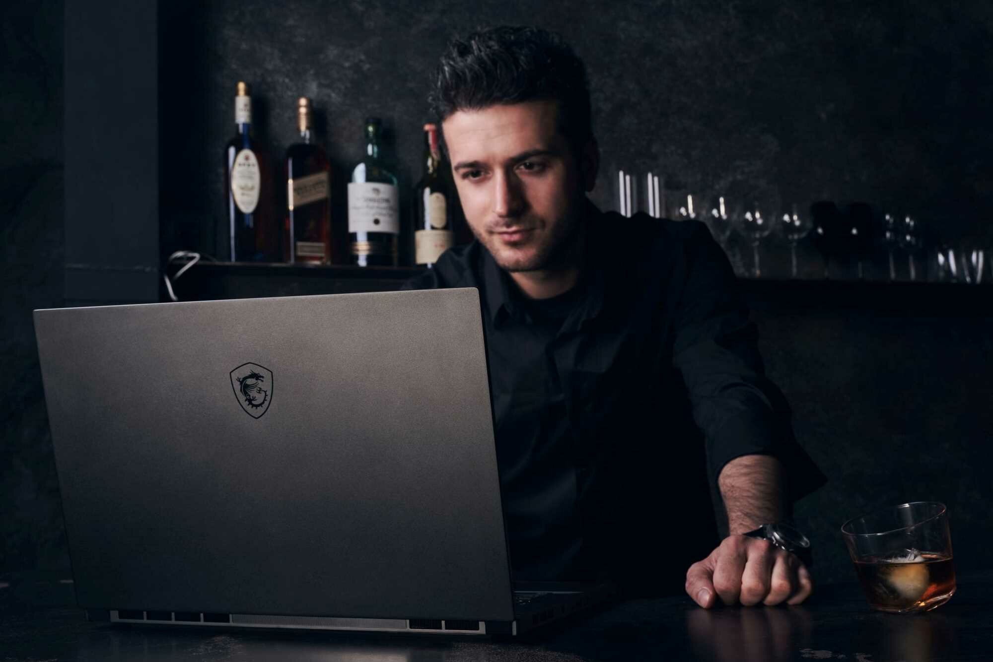 Laptop MSI GS66 Stealth - Duo Wave