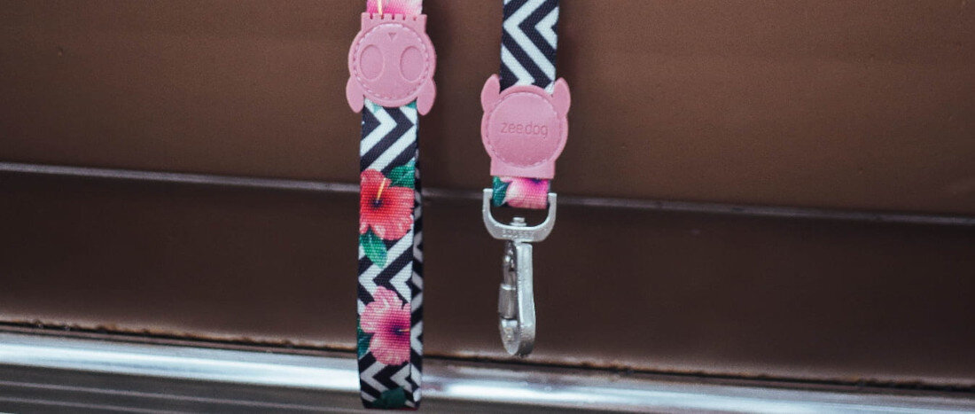 Smycz ZEE DOG Mahalo S (120 x 1,5 cm) Wytrzymałość i niezawodność wymiary wykonanie trwały poliester teteronowy pęknięcia przetarcia uszkodzenia mechaniczne