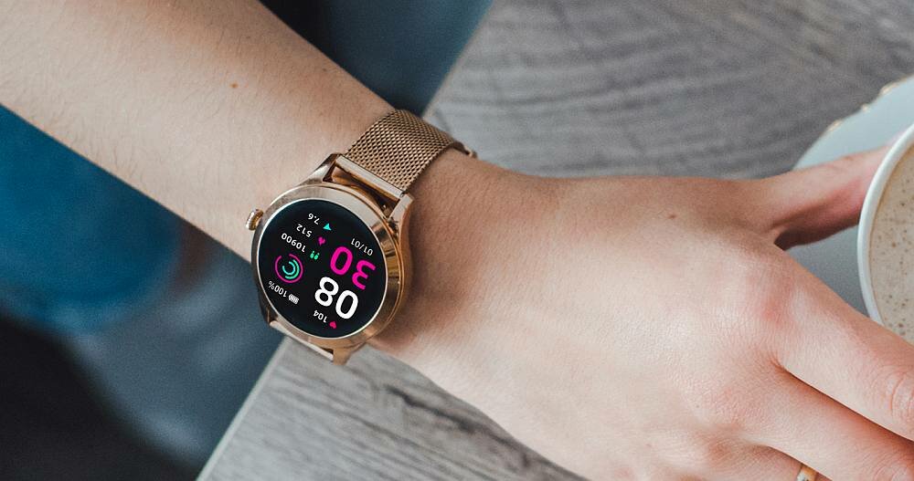 Smartwatch MAXCOM FW42 ekran bateria sport zdrowie monitoring puls pasek