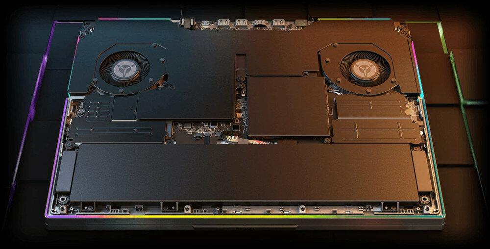 Laptop LENOVO Legion 7 16ACHG6 16 IPS 165Hz R7-5800H 16GB SSD 512GB GeForce RTX3070 Windows 10 Home chlodzenie