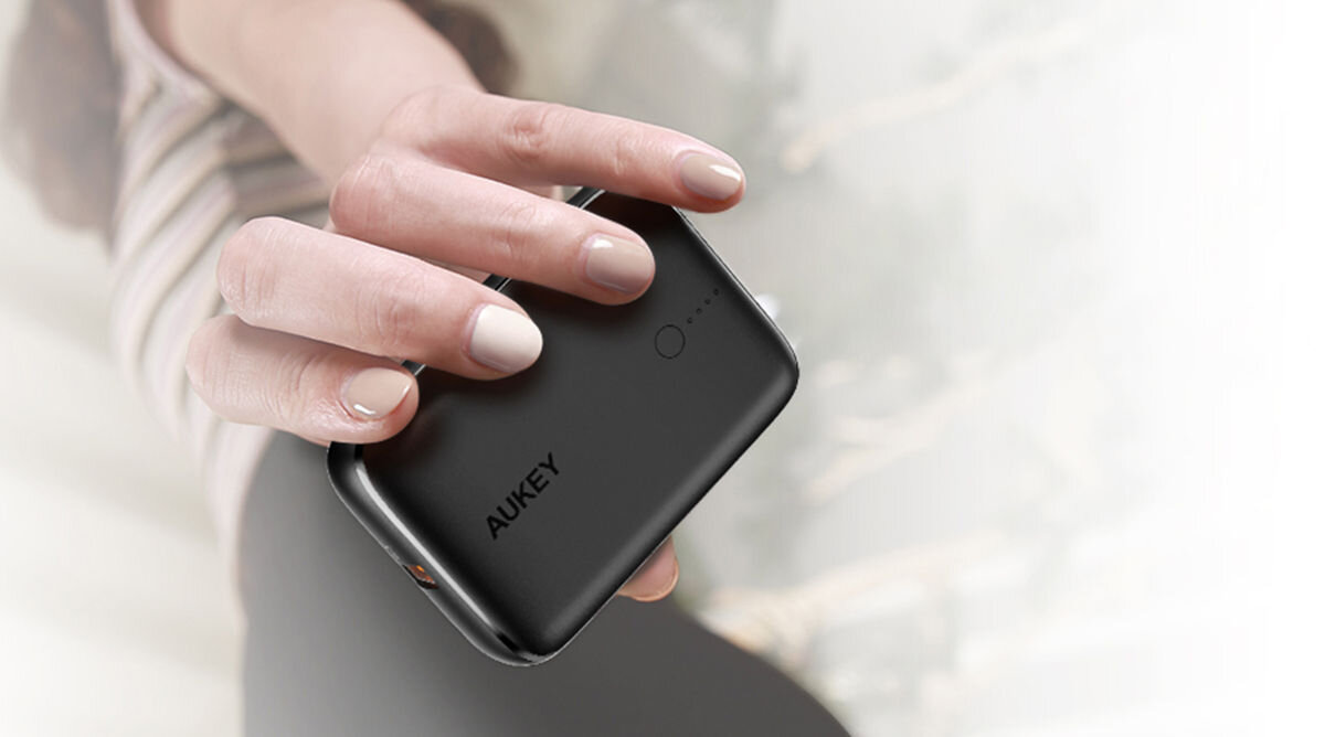 Powerbank AUKEY PB-N83S 10000 mAh 22.5W Czarny szereg zabezpieczeń zabezpieczenie przed przeładowaniem przemięciami przegrzaniem