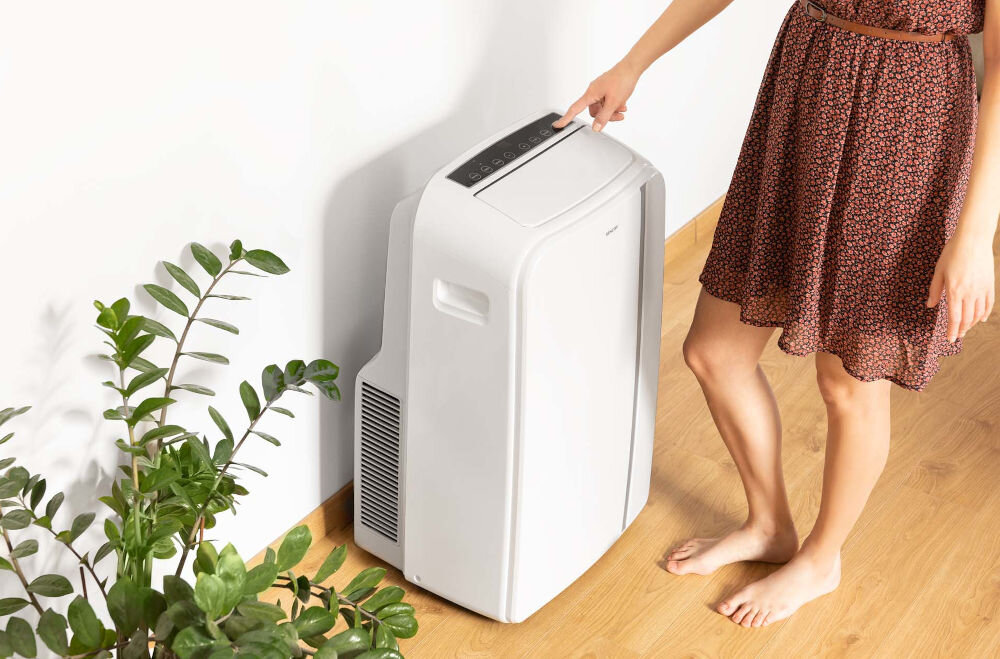 Klimatyzator SENCOR SAC MT1240C Wifi skuteczne chłodzenie komfort w czasie upałów wydajność chłodnicza 12000 BTU pomieszczenia do 47m2 estetycznie zaprojektowany wnętrza domowe biurowe uniwersalny atrakcyjny