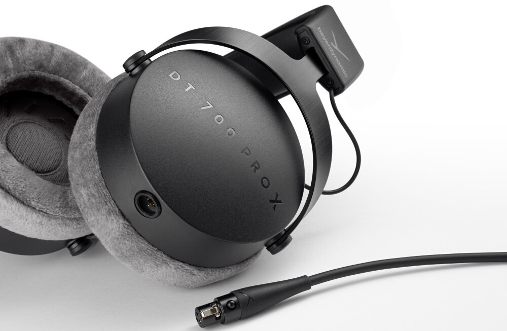 Słuchawki nauszne BEYERDYNAMIC DT700 PRO X Czarny design