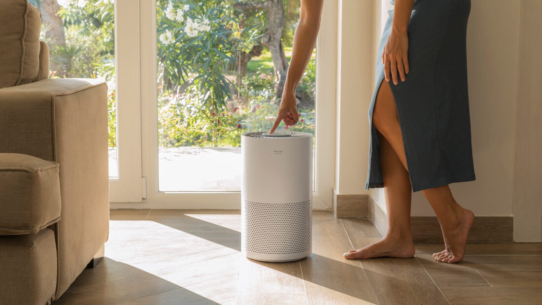 Oczyszczacz powietrza CECOTEC 2000 Connected jonizator wyposazenie