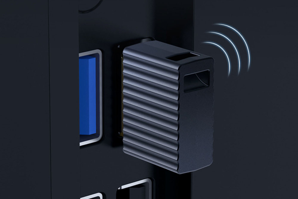 ORICO BTA-508-BK-BP wbudowanej technologii Bluetooth adapterowi USB-A 20 metrów bezprzewodowych akcesoriów klawiatury myszy głośniki słuchawki kontrolery do gier drukarki - adapter podpięty do urządzenia