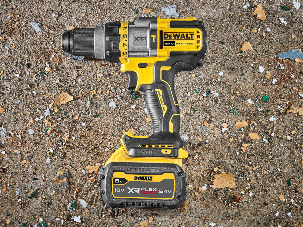 Wiertarko-wkrętarka DEWALT DCD999NT uchwyt materiały