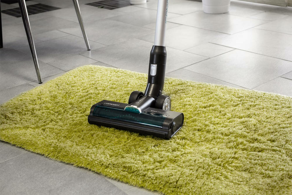 Odkurzacz CONCEPT Iconic Animal Smart VP6110 SMART Floor Head wydaje czyszczenie
