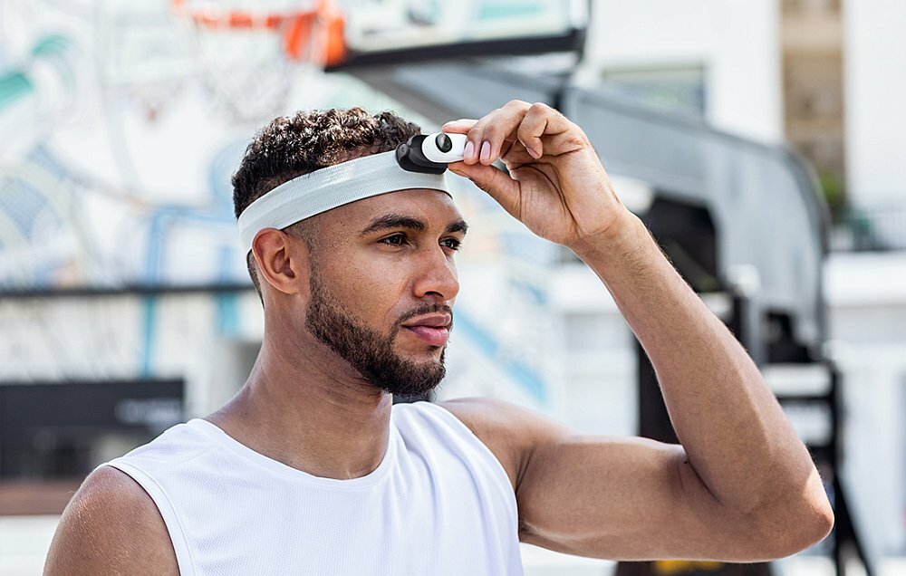 Kamera sportowa INSTA360 Go 2 obraz filmy matryca rozdzielczość  stabilizacja ładowanie bateria ładowanie montaż zdjęcia