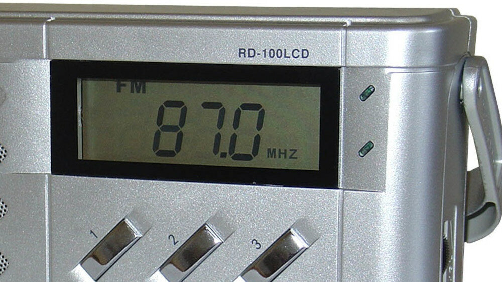 Radio DARTEL RD-100LCD  - zasilanie