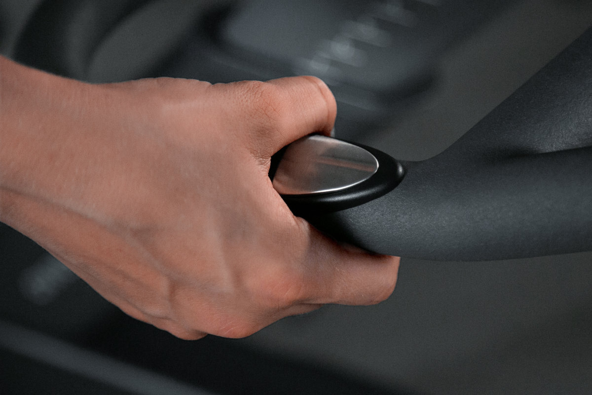 Rower magnetyczny OVICX Q200B - wielkosc komfort magnesy