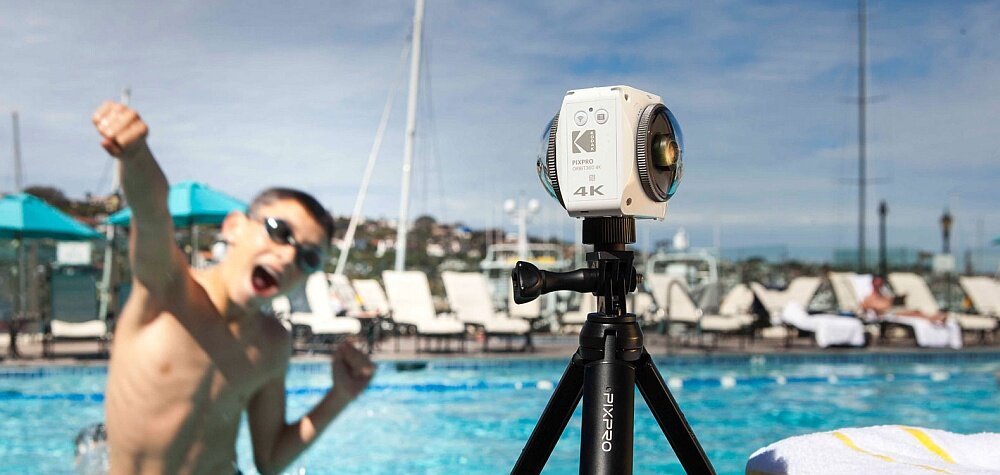 Kamera sportowa KODAK Pixpro 4KVR360 zdjęcia łączność aplikacja akumulator ładowanie