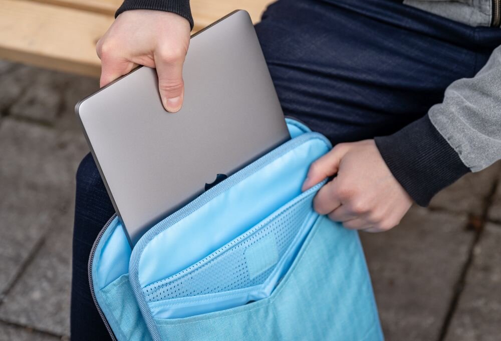 Plecak FOTOPRO FB-4  materiał pojemność zamki siatka paski przegrody 