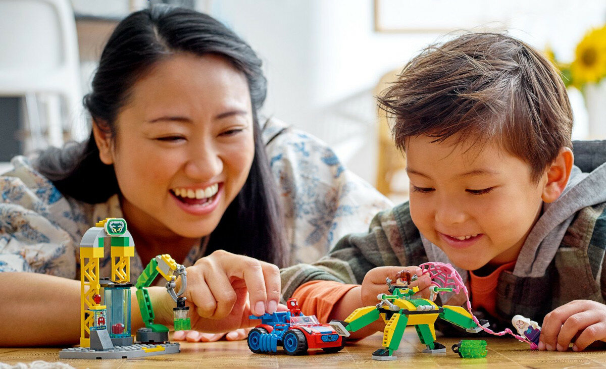 LEGO Marvel Spider-Man w laboratorium Doca Ocka 10783 zestaw 