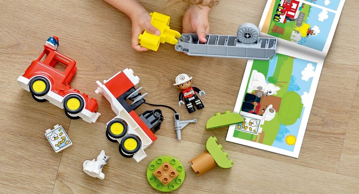 LEGO Duplo Wóz strażacki 10969
W komplecie historyjka obrazkowa