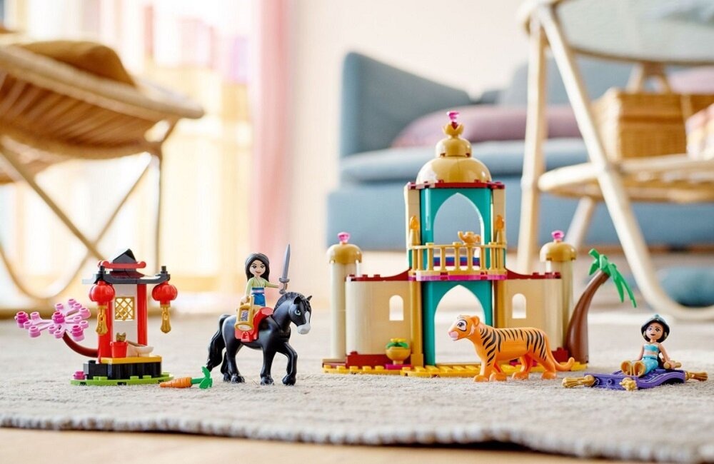 LEGO Disney Przygoda Dżasminy i Mulan 43208 Zapraszamy małe księżniczki do wspólnej zabawy Wiele godzin kreatywnej zabawy