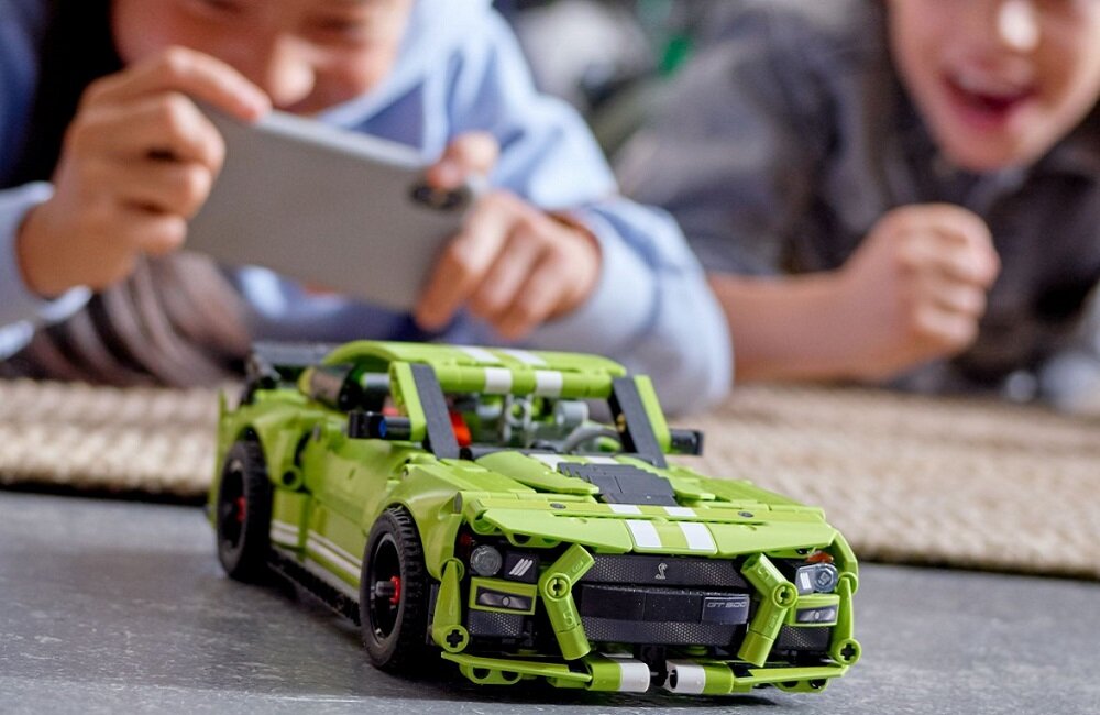 LEGO Technic Ford Mustang Shelby GT500 42138 Atrakcyjna ozdoba