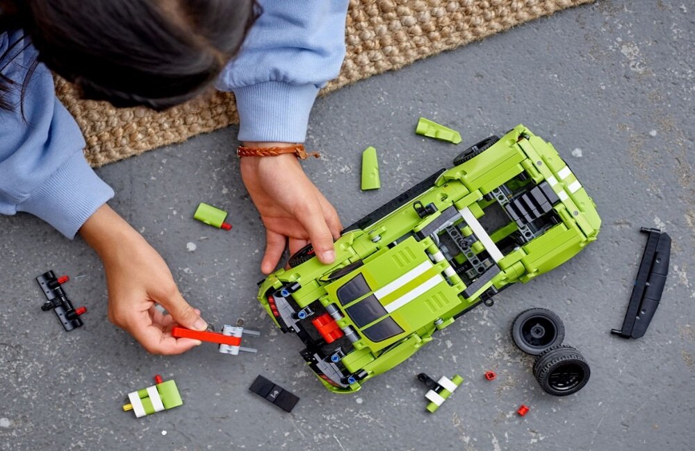 LEGO Technic Ford Mustang Shelby GT500 42138 Pomoc w rozwoju życiowych umiejętności