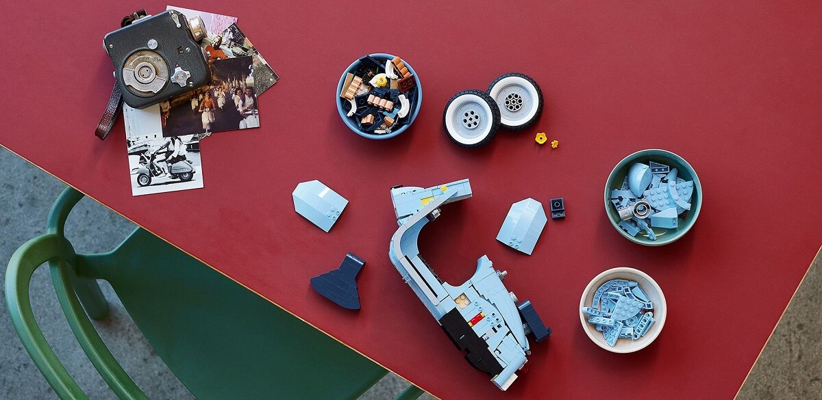 LEGO Creator Vespa 125 10298 kreatywność zabawa rozwój klocki figurki minifigurki jakość tradycja konstrukcja nauka wyobraźnia role jakość bezpieczeństwo wyobraźnia budowanie pasja hobby