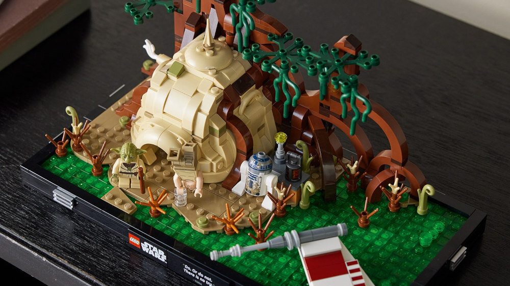 LEGO Star Wars Diorama: Szkolenie Jedi na Dagobah - prezent