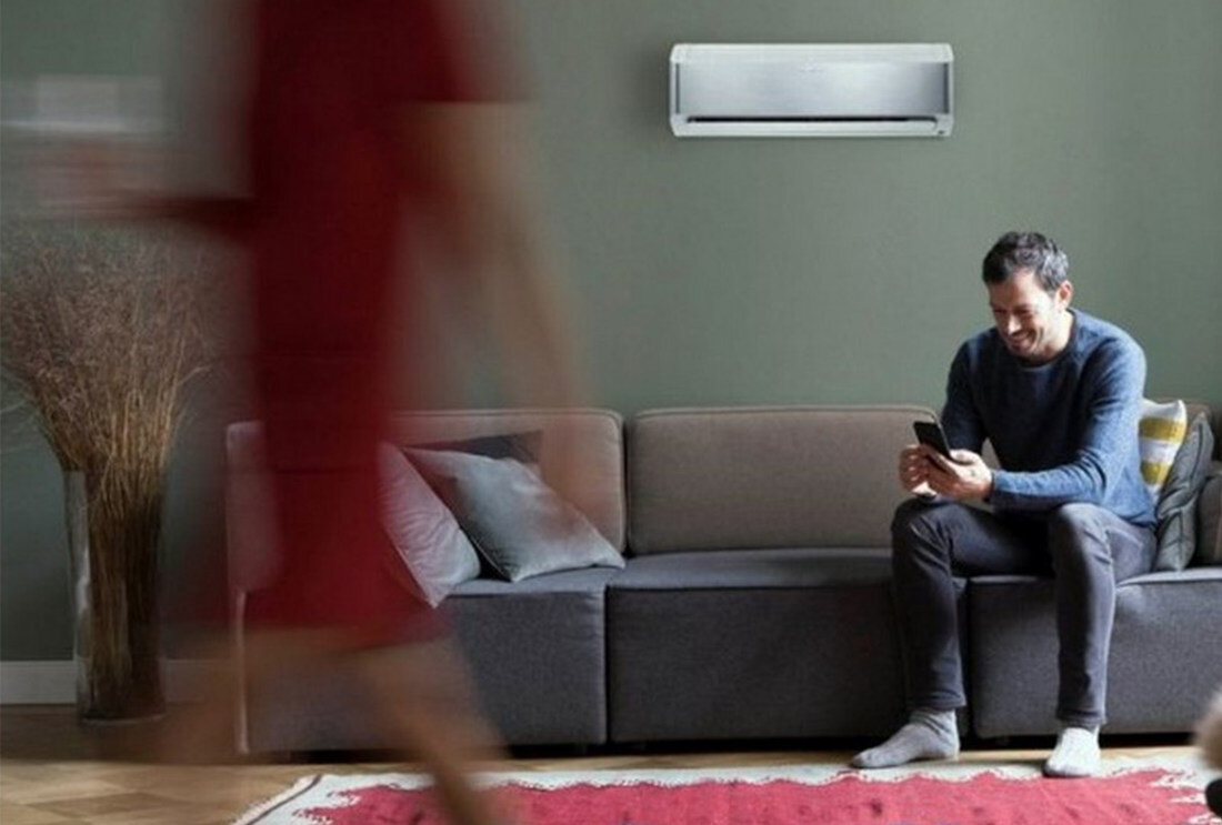 Klimatyzator BOSCH Split Split CLC8001I-W 25 ES/CLC8001I 25E E komfort uzytkowanie timer on/off dwa tryby pracy zegara 12 h i 24 h funkcja Full Power Mode