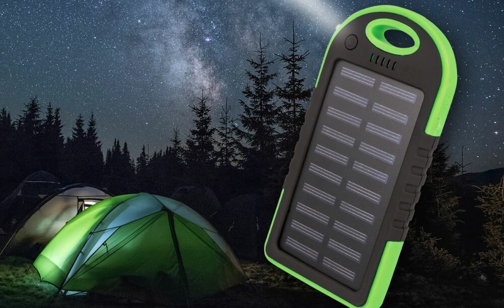 Powerbank solarny SETTY w dzien i w nocy