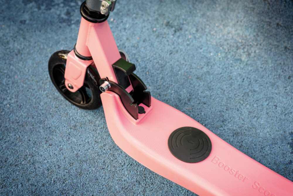 Hulajnoga elektryczna REBEL Fun Wheels Różowy szeroki pokład antypoślizgowa powłoka