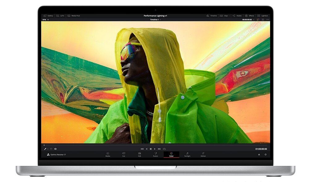 Laptop APPLE MacBook Pro ekran pamięć procesor klawiatura czytnik porty grafika wydajnośćmatryca kamerka głosniki mikrofony ram