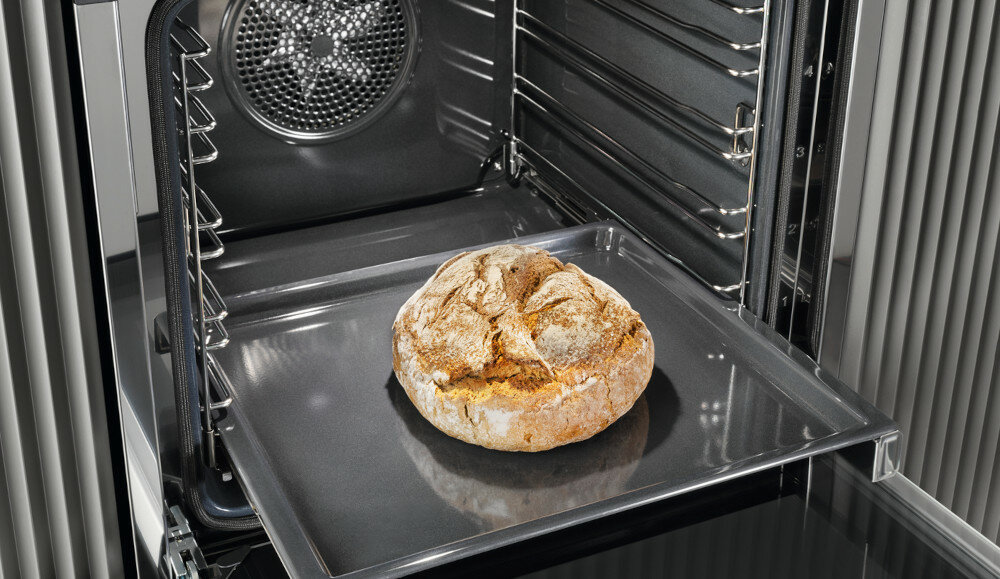 MIELE H 2860-2 B PizzaPlus komora przestrzeń