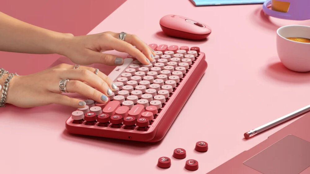 Klawiatura LOGITECH Pop Keys HEARTBREAKER miejsce pracy relaks