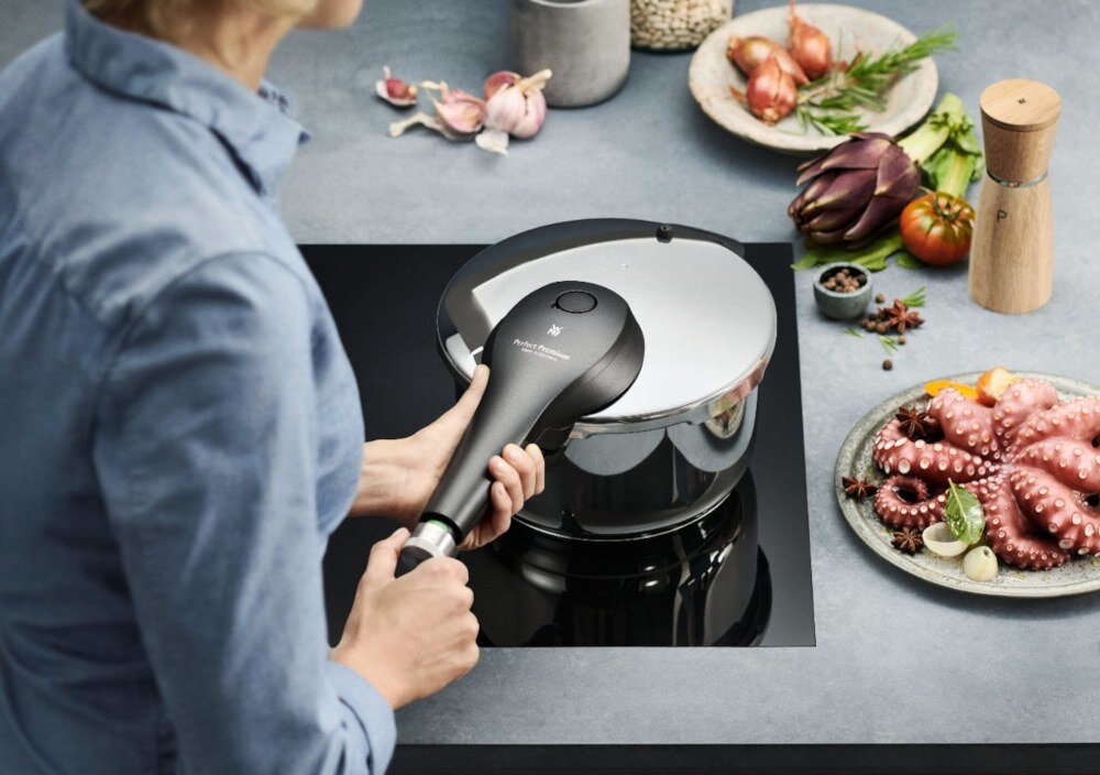 Szybkowar WMF Perfect Premium sterownaie uchwyt pojemnosc 6,5l