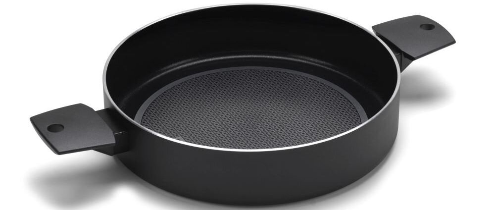 Brytfanna MONETA Recy 28 cm bezproblemowe smażenie powłoka nieprzywierająca Protection Base zdrowe gotowanie zabezpieczone silikonowym lakierem ochrona przed wysokimi temperaturami i zarysowaniami trwała funkcjonalna łatwa w utrzymaniu