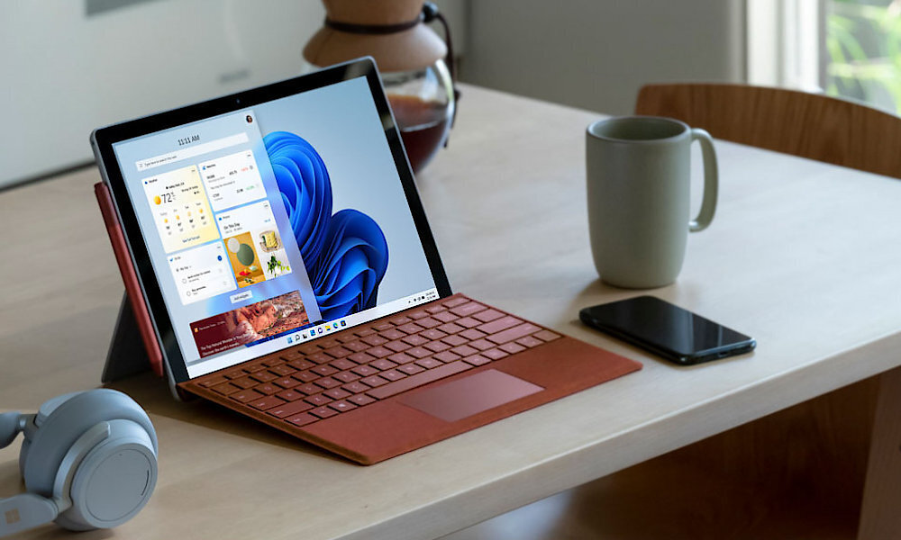 Laptop MICROSOFT Surface Pro 7+ 12.3 i5-1135G7 8GB RAM 128GB SSD Windows 11 Home + Klawiatura Czarny