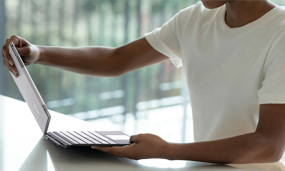 Laptop MICROSOFT Surface Pro 7+ 12.3 i5-1135G7 8GB RAM 128GB SSD Windows 11 Home + Klawiatura Czarny