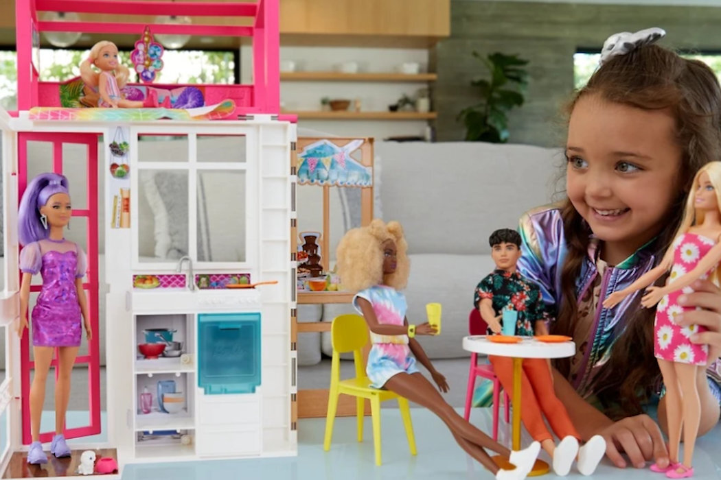 Domek Barbie HCD47 zestaw jadalnia sypialnia podróż