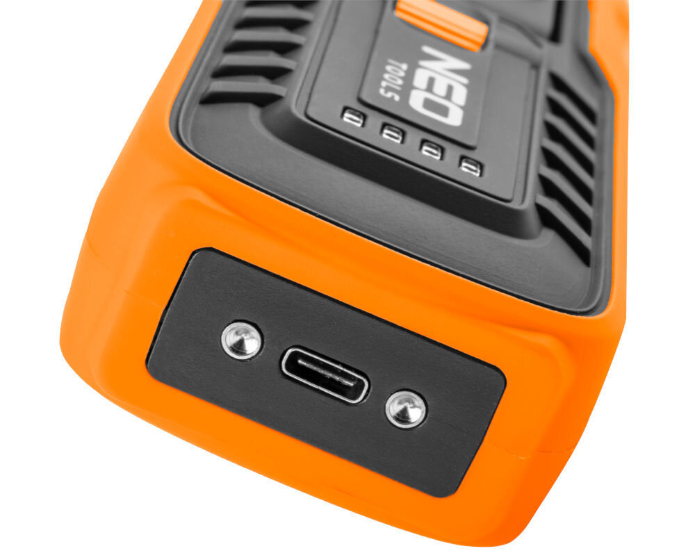 Lampa warsztatowa NEO TOOLS 99-065, bateria, Czas pracy, Ładowanie, Zbliżenie i przedstawienei na port ładowania lampy