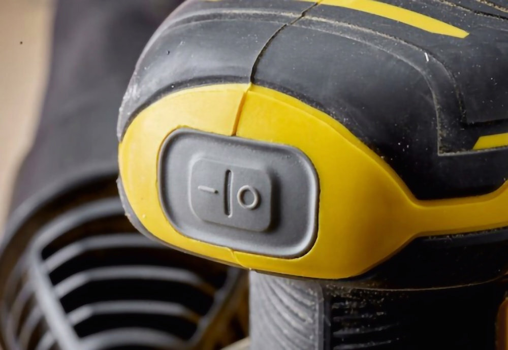 Szlifierka oscylacyjna STANLEY FatMax SFMCW220B precyzja praca