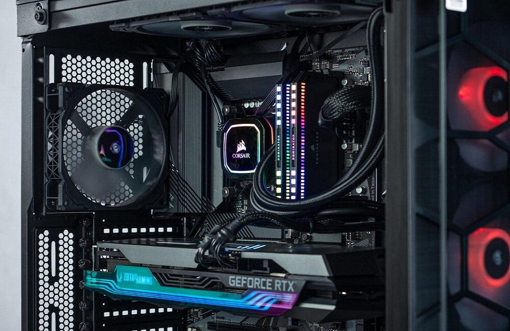 Komputer OPTIMUS E-Sport Extreme GZ690T-CR1 i7-12700KF 32GB SSD 1TB HDD 2TB GeForce RTX3080 Windows 10 Home Skierowany do graczy, którzy chcą mieć możliwość w pełni zarządzać swoim komputerem