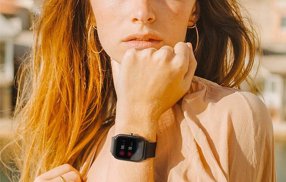 Smartwatch HAYLOU GST ekran bateria monitoring zdrowie sport serce sen pojemność ładowanie pasek wykonanie wytrzymałość aplikacja