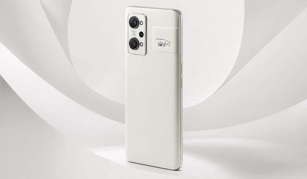 Smartfon REALME GT 2 ekran bateria procesor ram pamięć aparat design matryca amoled rozdzielczość pojemność obudowa opis cechy